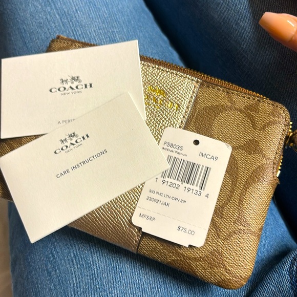 Coach Corner Zip Wristlet In Signature Leather Canvas - Picture 6 of 6